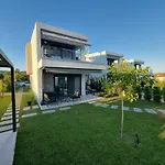 Olea Valley Villa