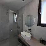 Olea Valley Villa *