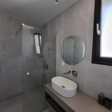 Olea Valley Villa *
